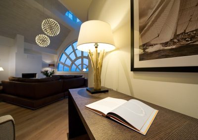 Schreibtisch im Luxus Penthouse Sunset in Binz