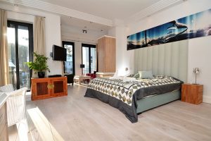 Schlafzimmer in der Luxus Villa Tusculum in Binz