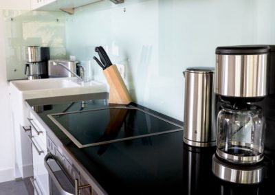 Kaffeemaschine in der Küche des Penthouse Paulus in Sellin auf der Insel Rügen