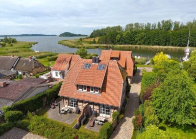 ferienhaus am Yachthafen in seedorf auf rügen mit Hund