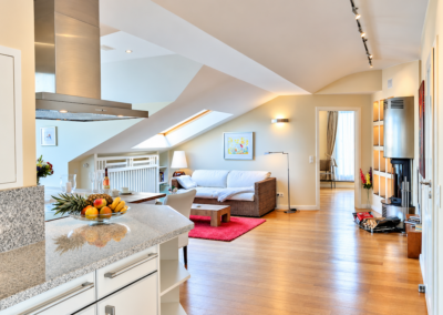 Moderne Ferienwohnung in Binz mit 2 Schlafzimmer, Kamin und Sauna